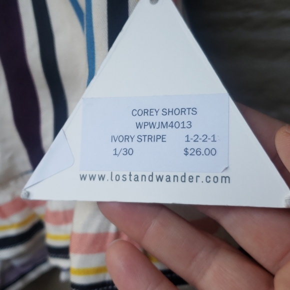 Lost + Wander ivory stripe ruffle corey shorts - Picture 7 of 12